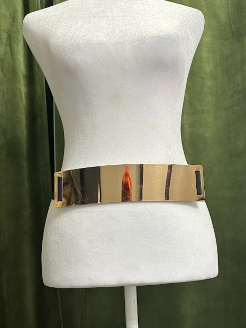 Wide Black Stretch Waist Belt with Gold Statement Buckle - Picture 3 of 13